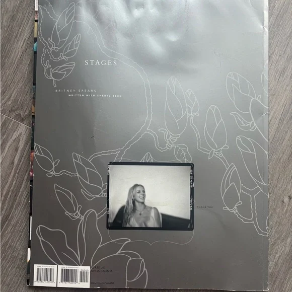 Stages by Britney Spears Book & DVD - Picture 3 of 6
